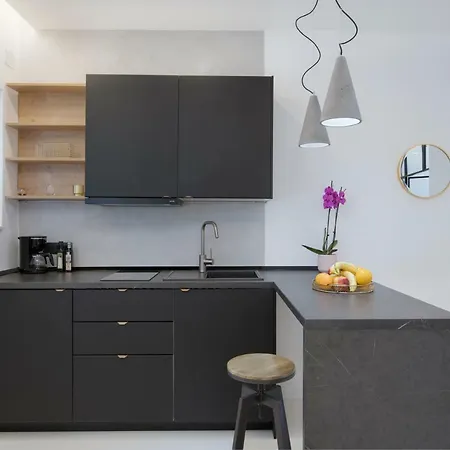 Apartment Twins Idola