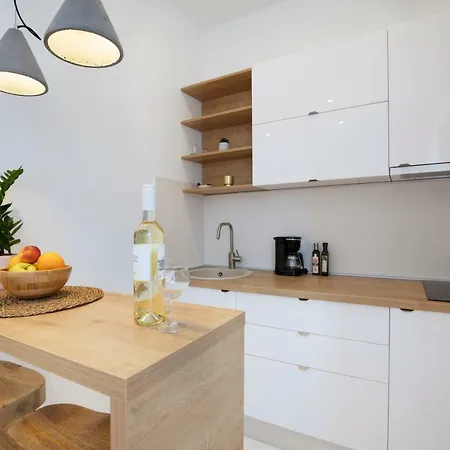 Twins Idola Apartament Pula